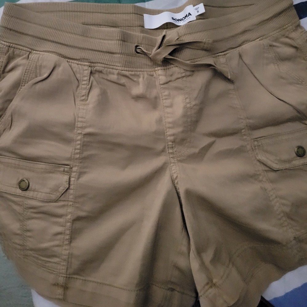 Women's Khaki Cargo shorts
